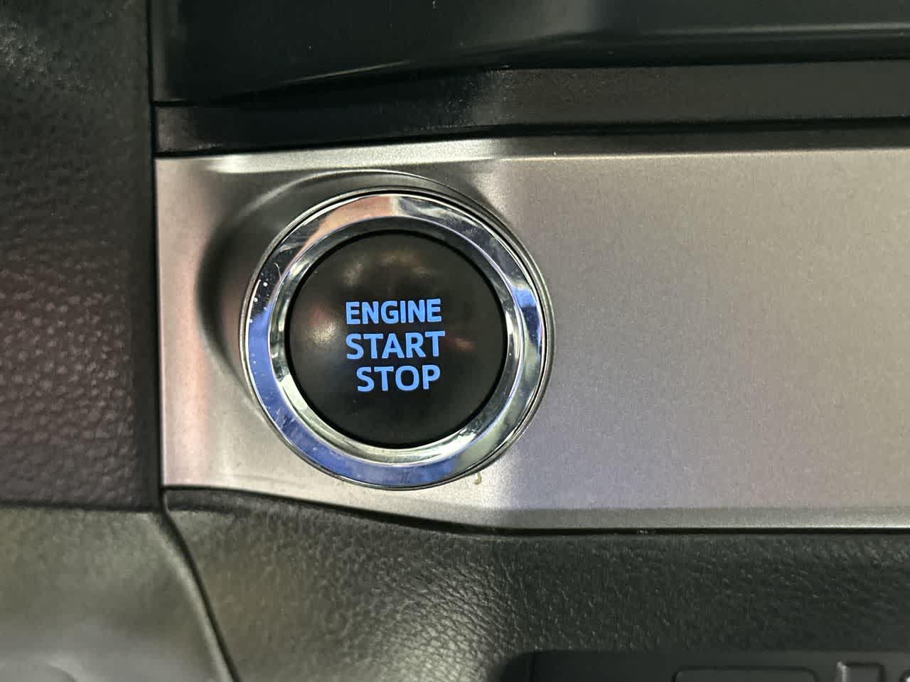 2023 Toyota Tacoma 2WD SR5