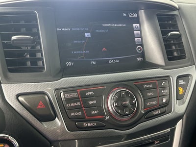 2020 Nissan Pathfinder SL