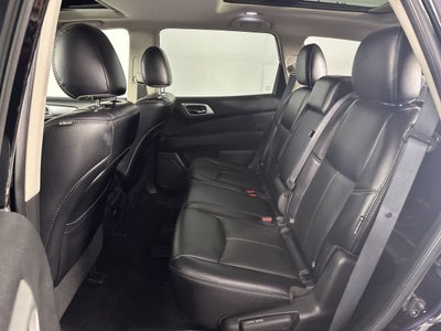 2020 Nissan Pathfinder SL