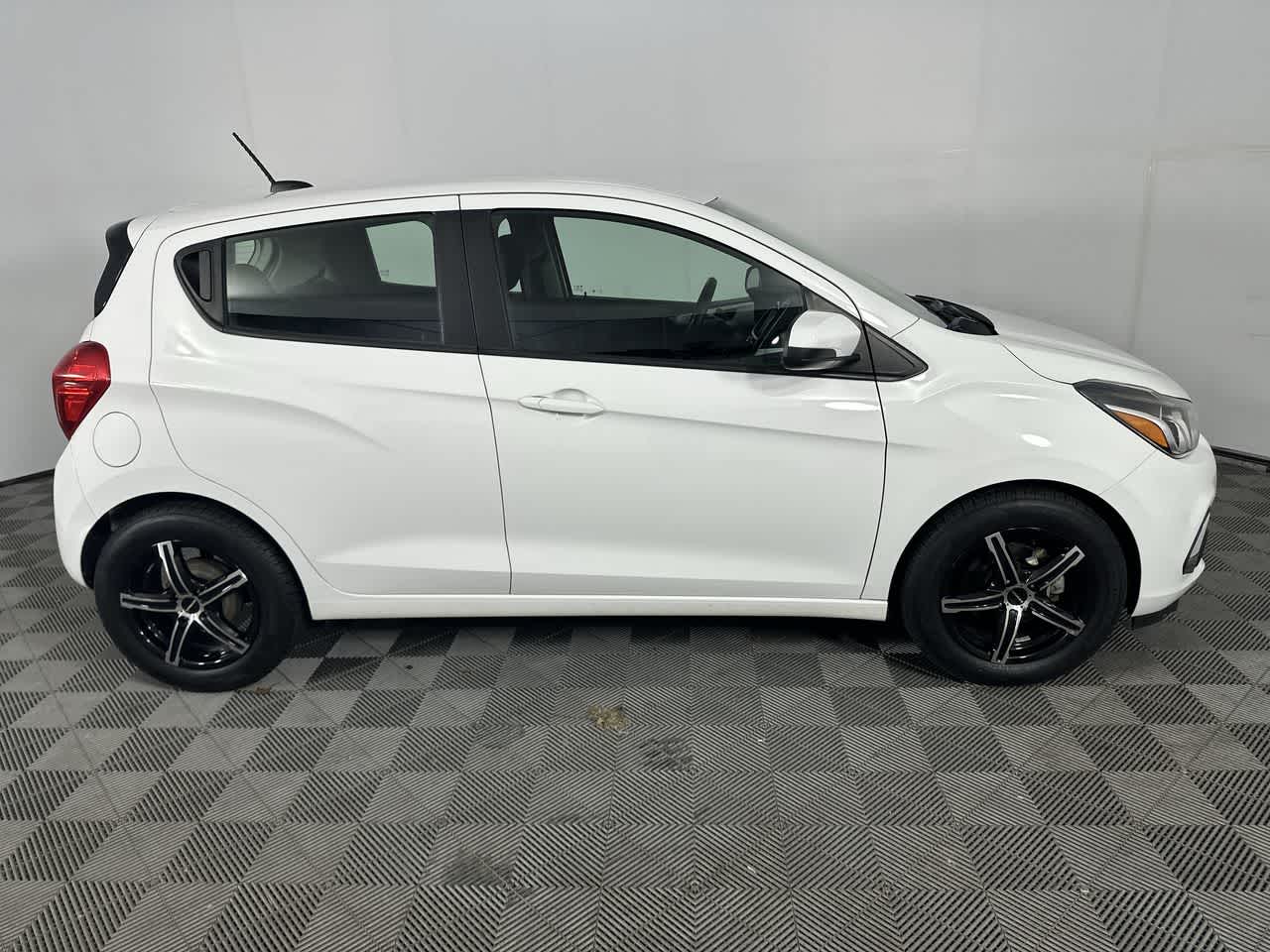 2017 Chevrolet Spark LT