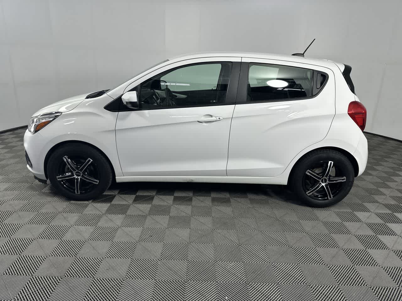 2017 Chevrolet Spark LT