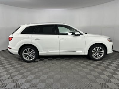 2025 Audi Q7 Premium Plus