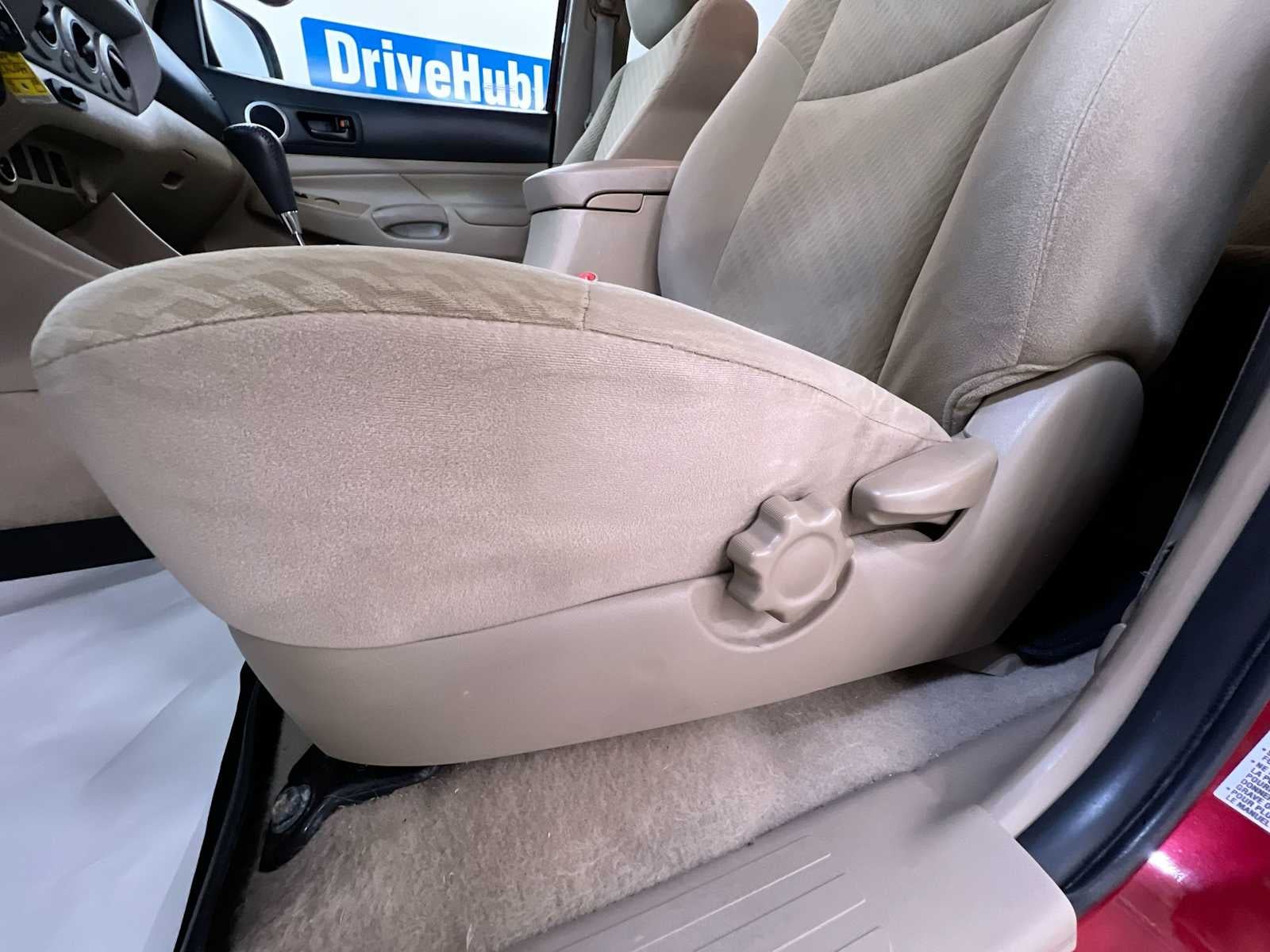 2011 Toyota Tacoma 4WD Double V6 AT (Natl)