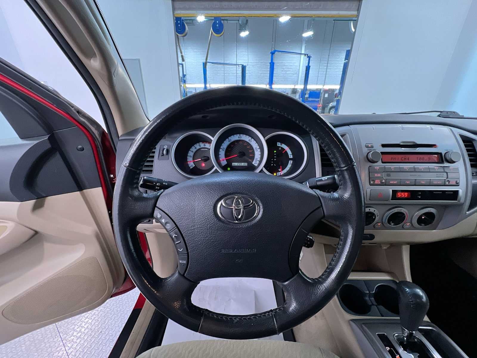 2011 Toyota Tacoma 4WD Double V6 AT (Natl)