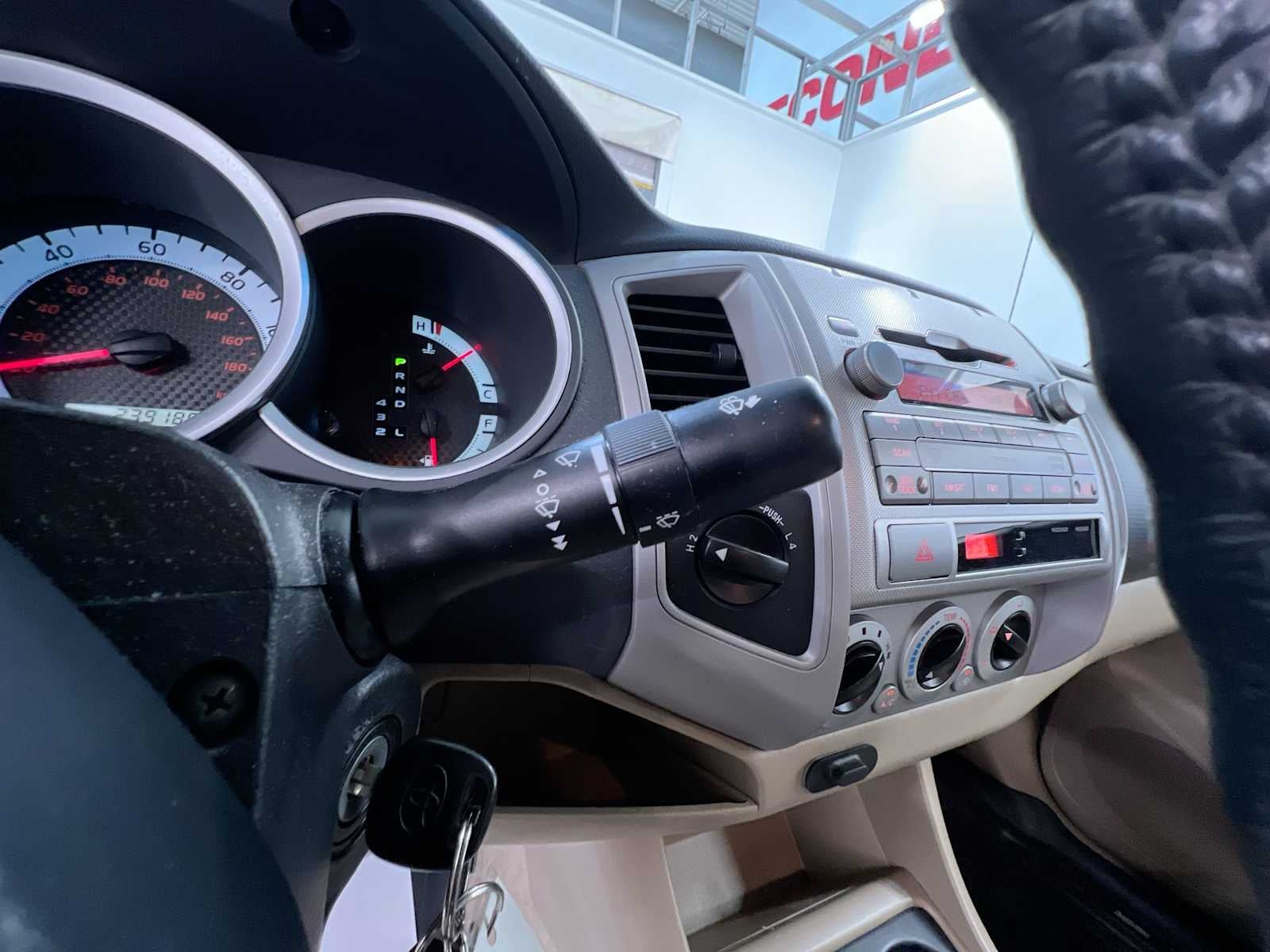 2011 Toyota Tacoma 4WD Double V6 AT (Natl)