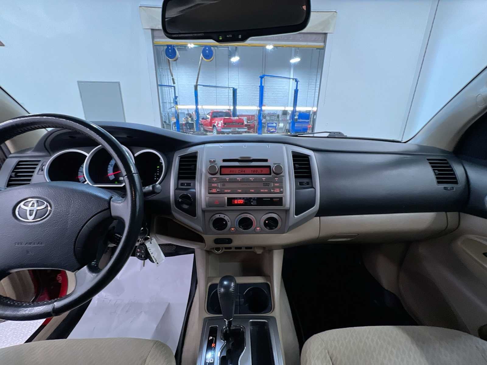 2011 Toyota Tacoma 4WD Double V6 AT (Natl)