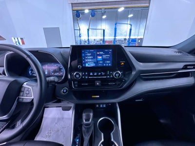 2025 Toyota Highlander XSE
