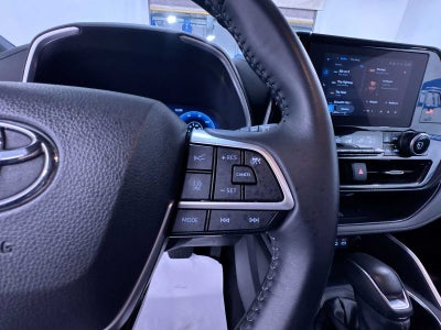 2025 Toyota Highlander XSE
