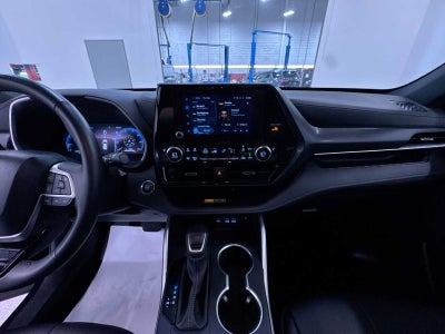 2025 Toyota Highlander XSE