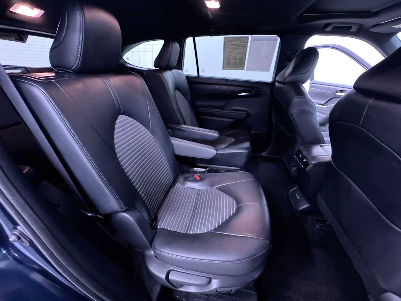 2025 Toyota Highlander XSE