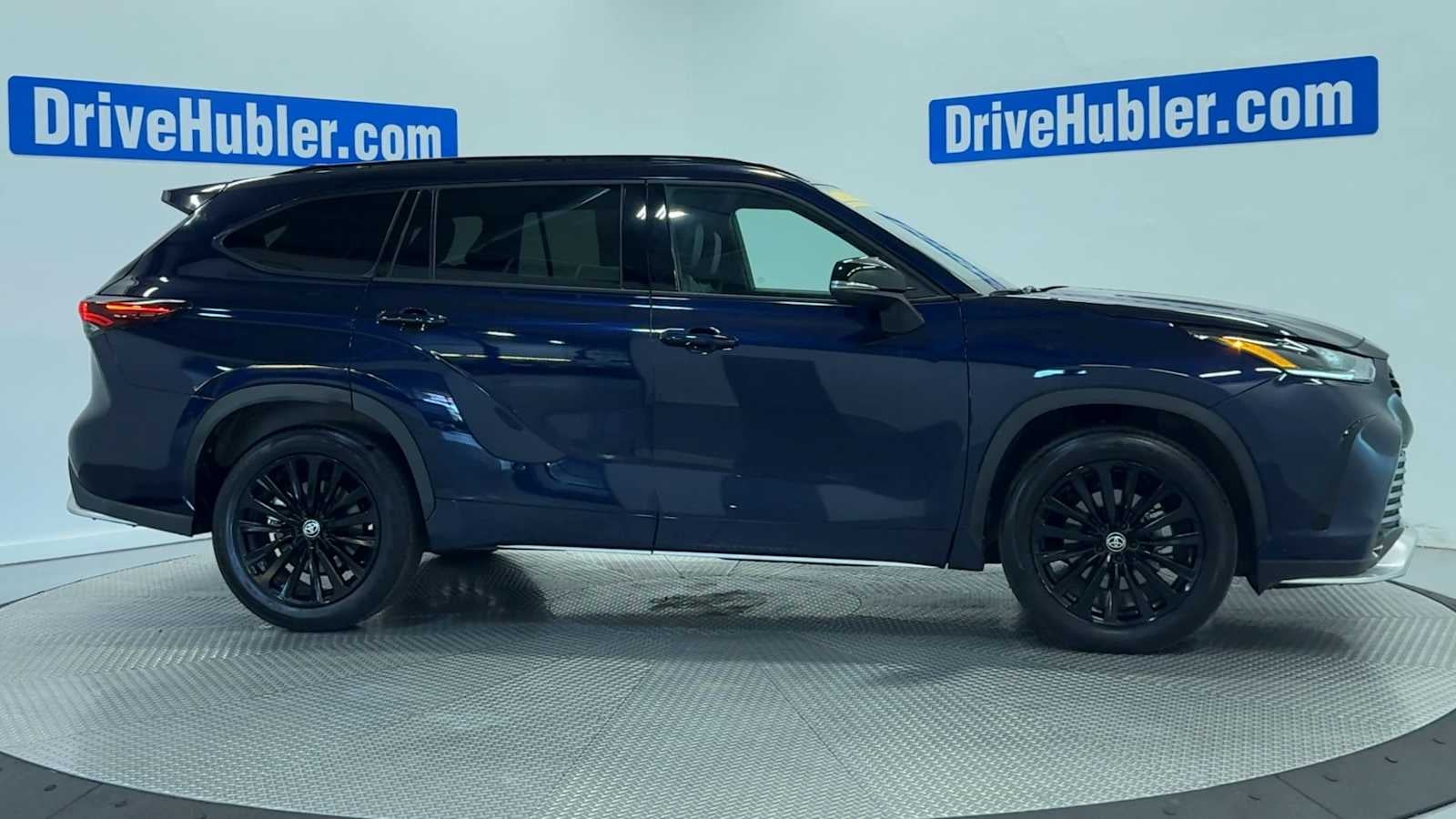 2025 Toyota Highlander XSE