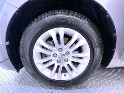 2015 Toyota Sienna XLE