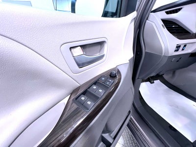 2015 Toyota Sienna XLE