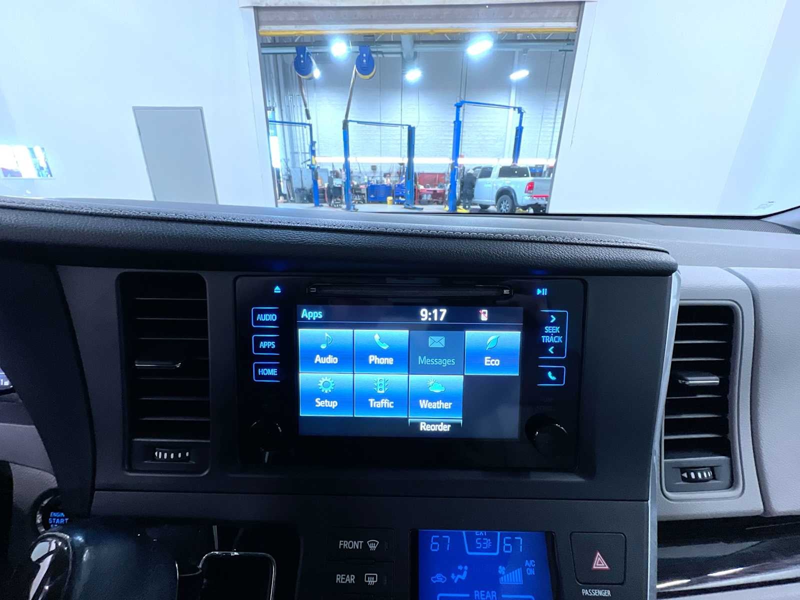 2015 Toyota Sienna XLE