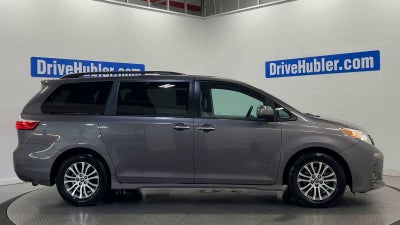 2019 Toyota Sienna XLE