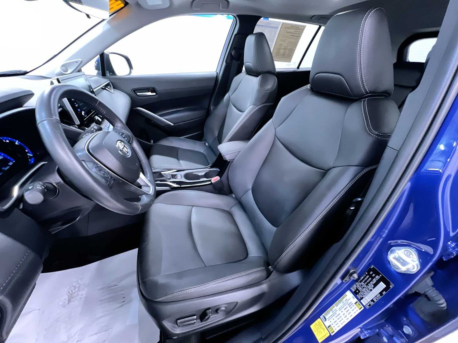 2022 Toyota Corolla Cross XLE