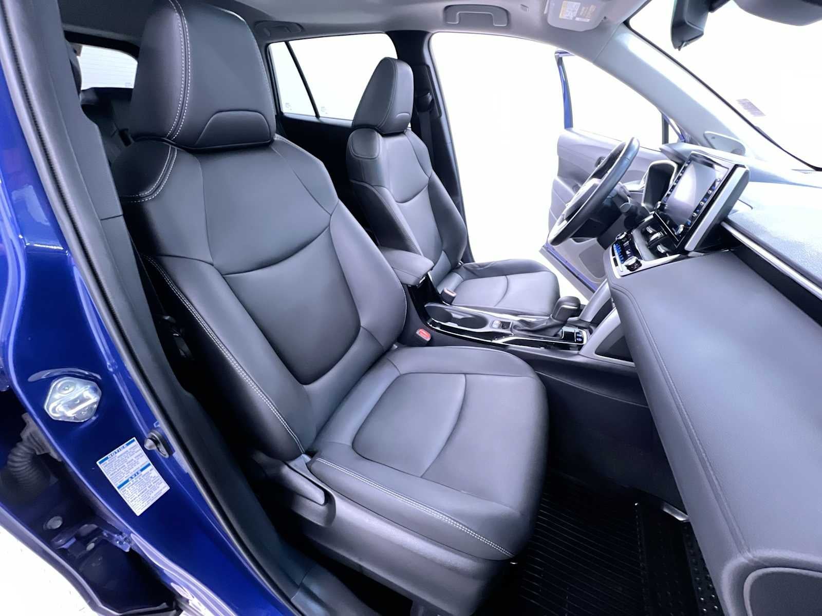 2022 Toyota Corolla Cross XLE