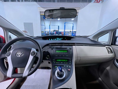 2010 Toyota Prius II