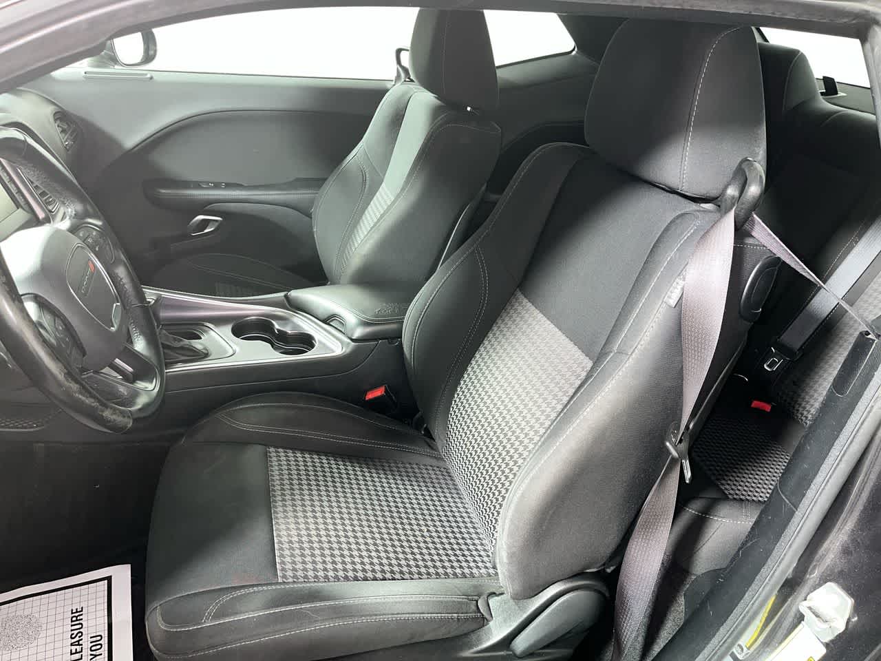 2016 Dodge Challenger SXT