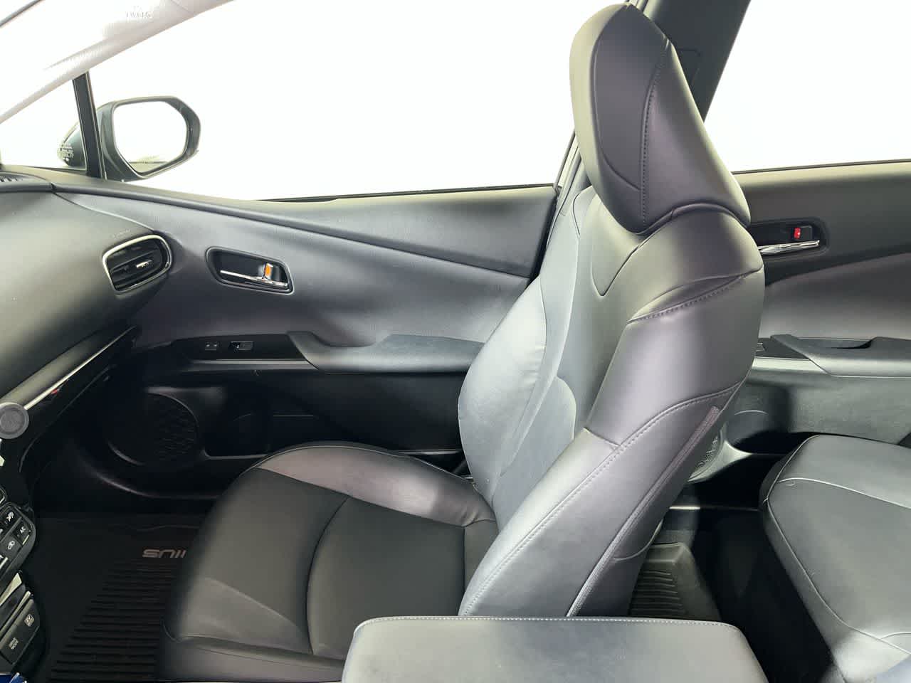 2021 Toyota Prius XLE