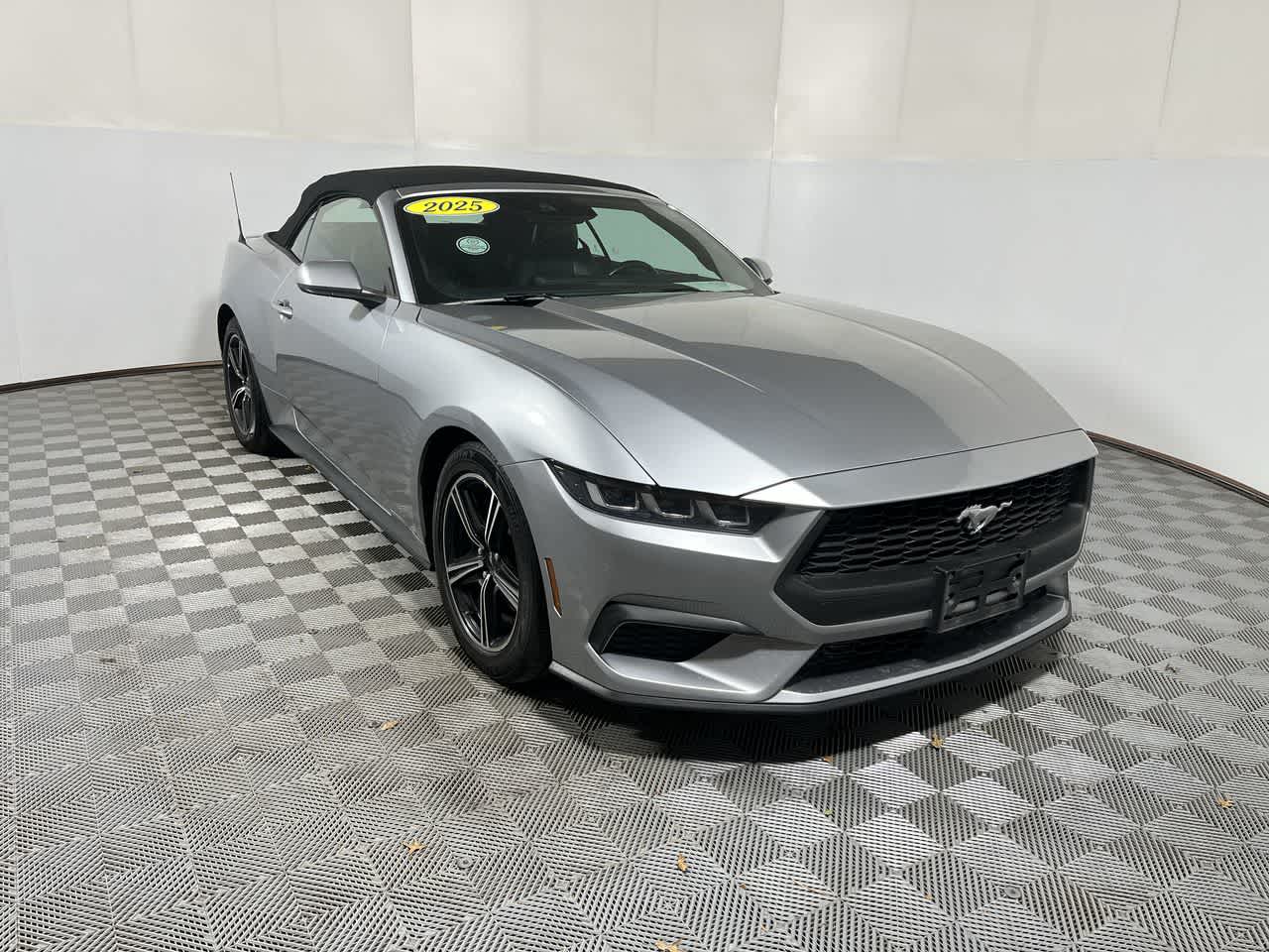 2025 Ford Mustang EcoBoost Premium