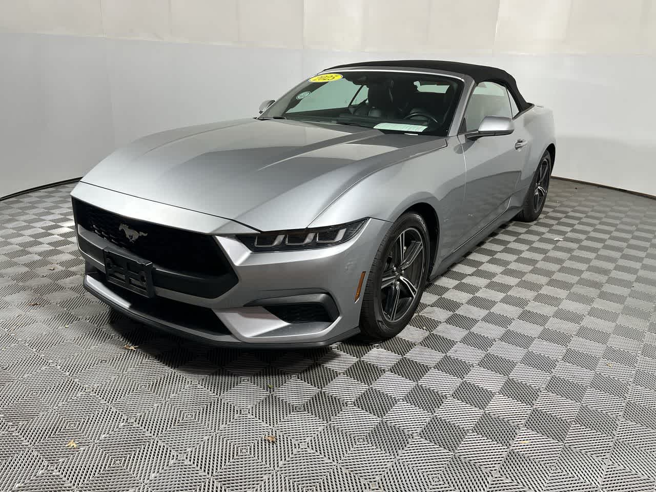 2025 Ford Mustang EcoBoost Premium