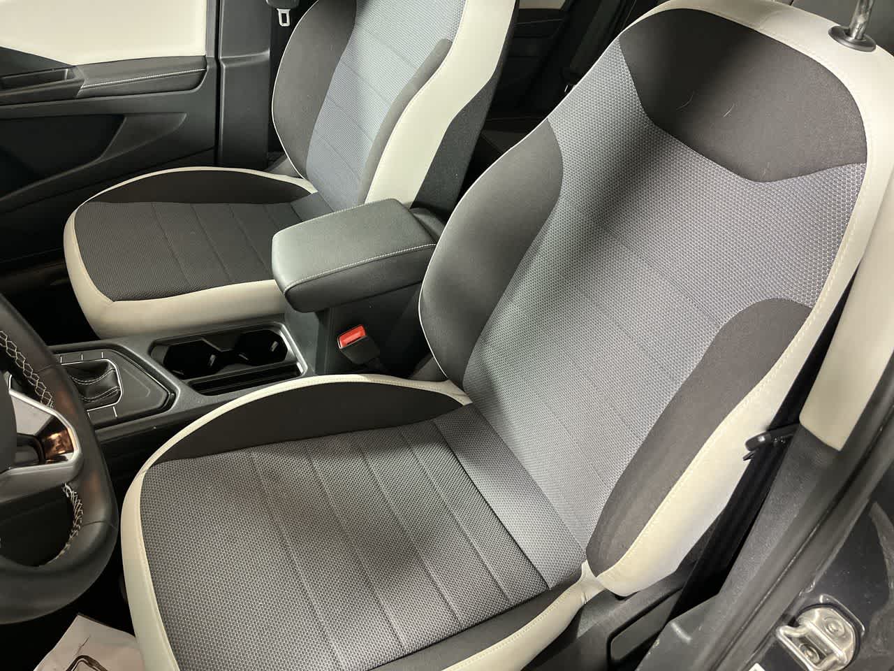 2025 Volkswagen Taos S
