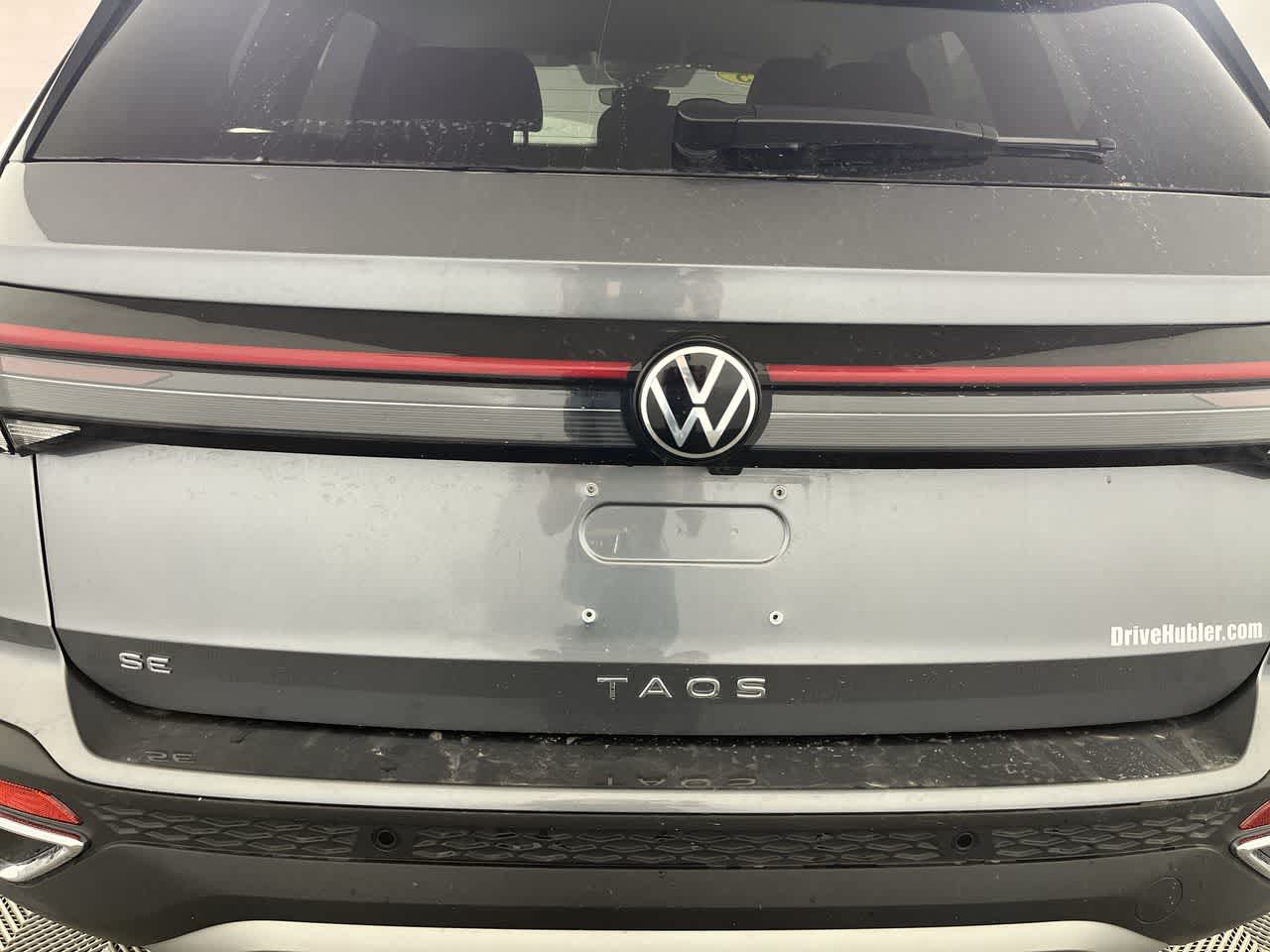 2025 Volkswagen Taos SE