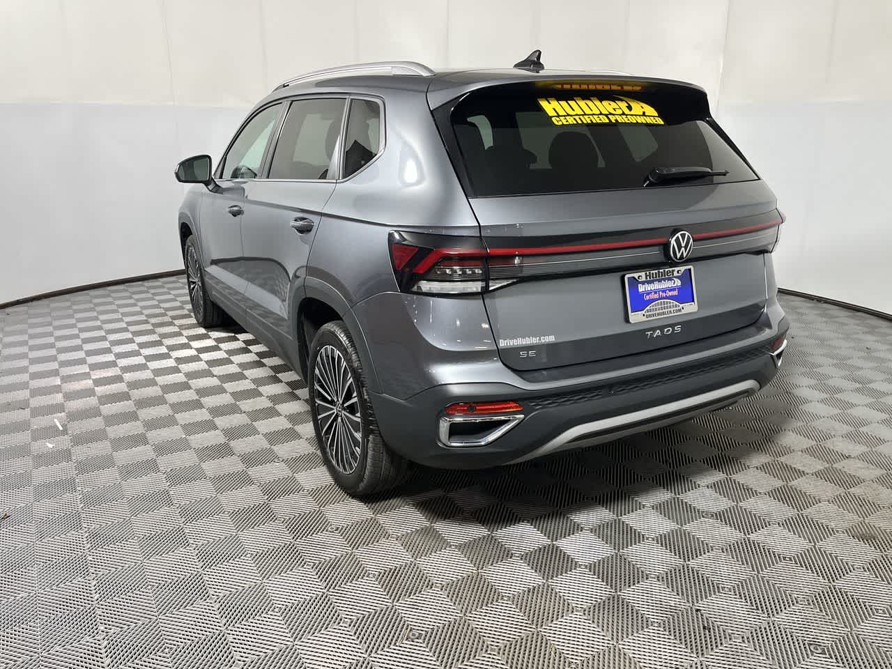 2025 Volkswagen Taos SE