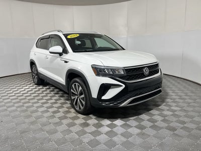 2024 Volkswagen Taos SE