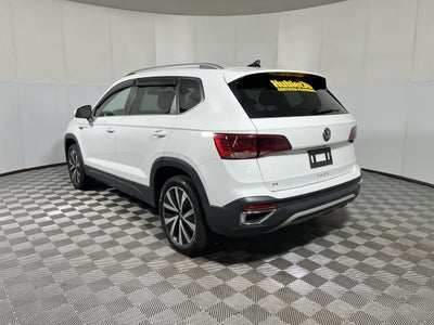 2024 Volkswagen Taos SE