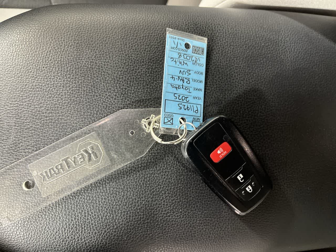 2025 Toyota RAV4 Hybrid XLE