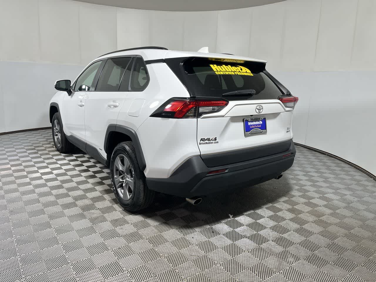 2025 Toyota RAV4 Hybrid XLE