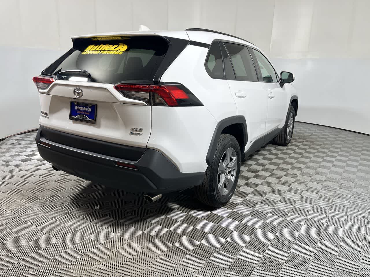 2025 Toyota RAV4 Hybrid XLE