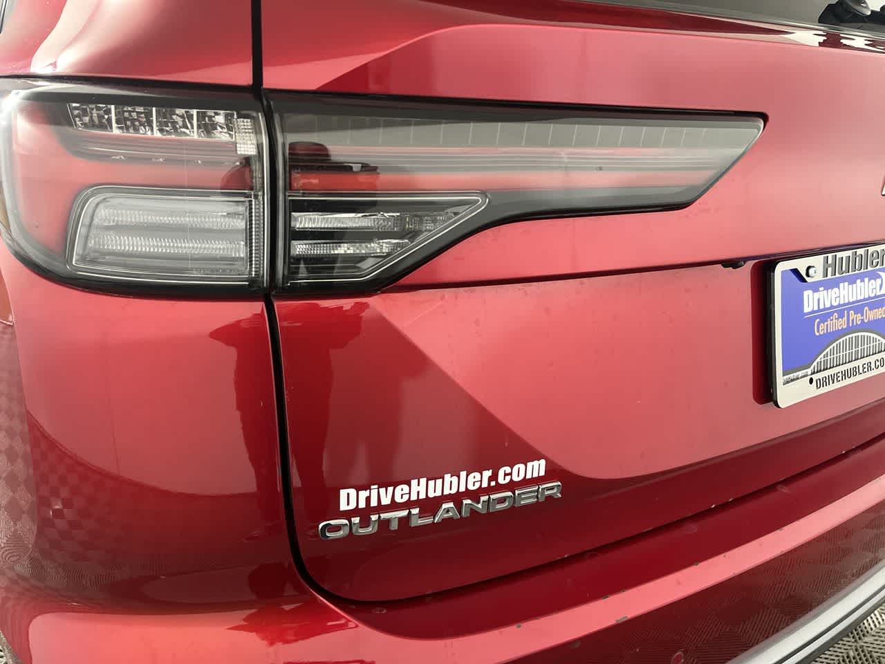2025 Mitsubishi Outlander SE