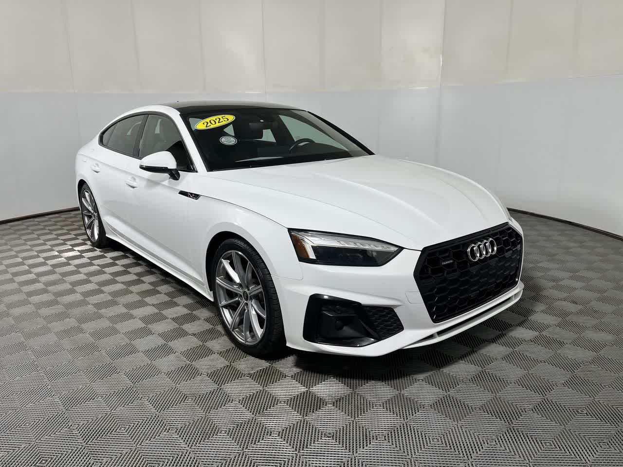 2025 Audi A5 Sportback S line Premium