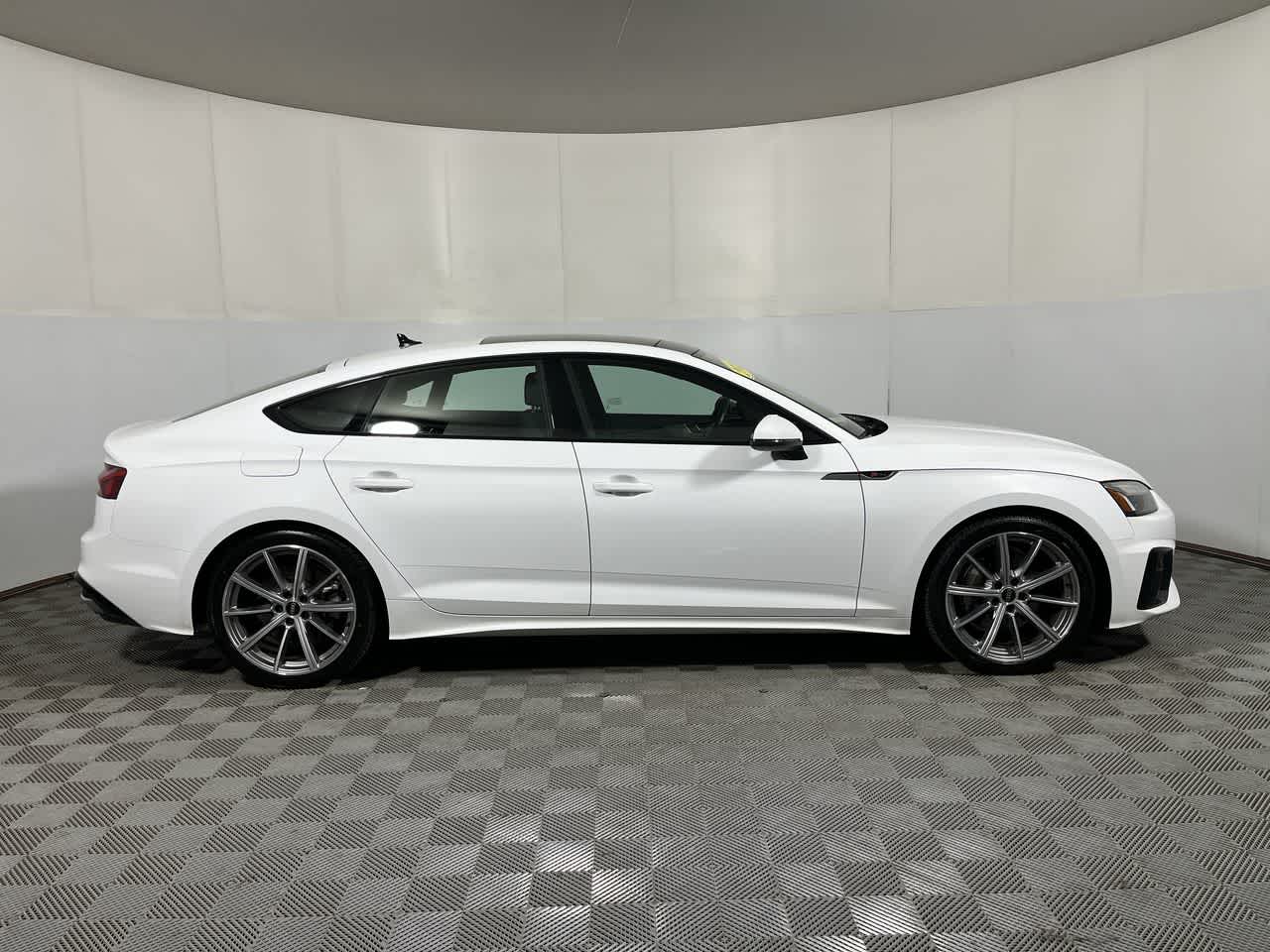 2025 Audi A5 Sportback S line Premium