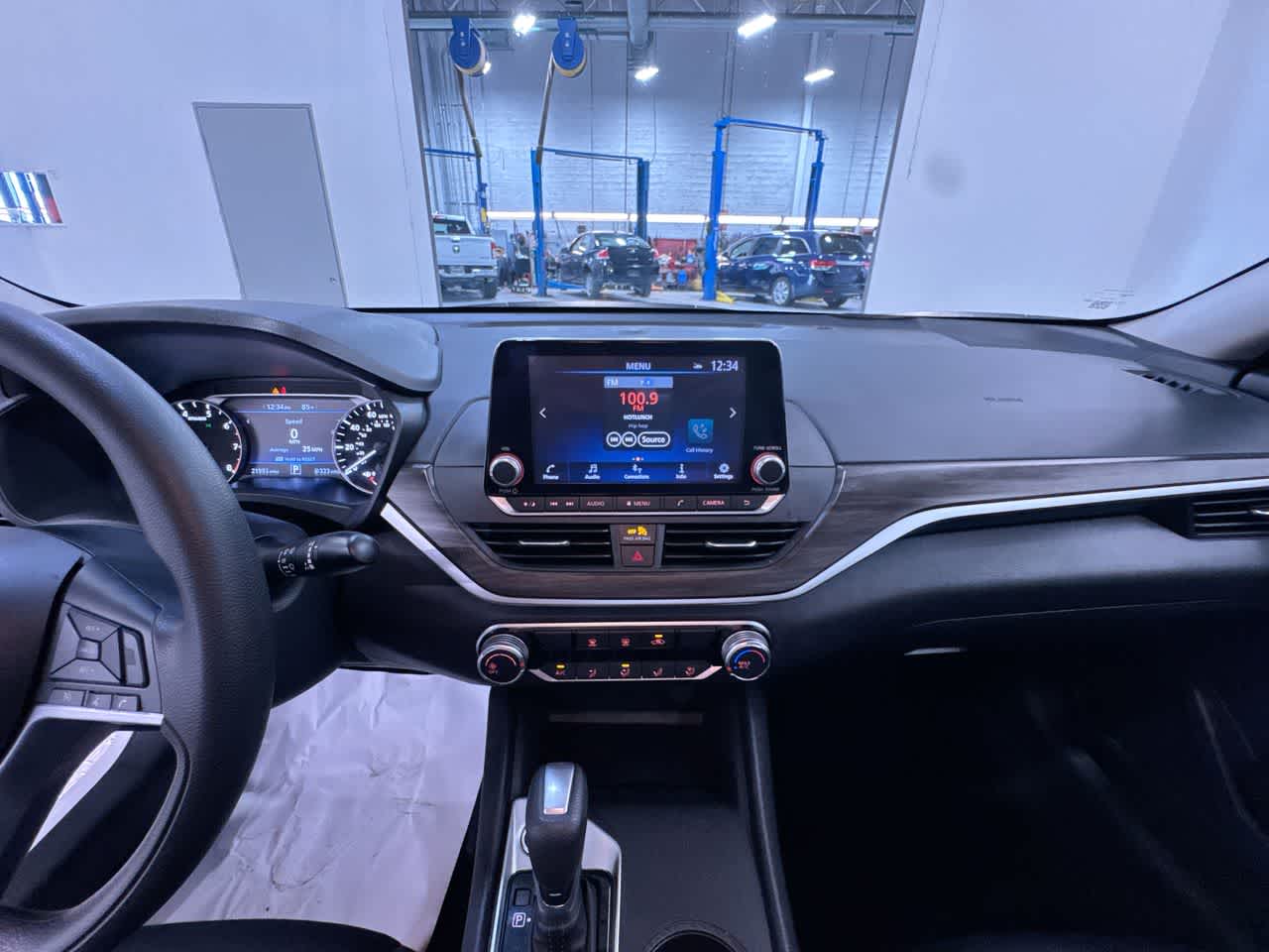 2025 Nissan Altima SV