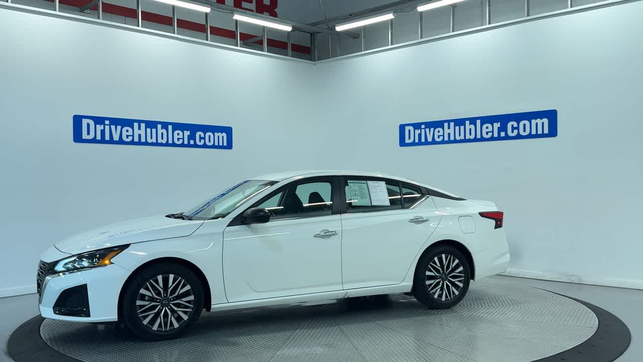 2025 Nissan Altima SV