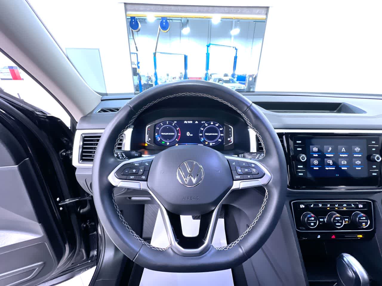2023 Volkswagen Atlas 3.6L V6 SEL