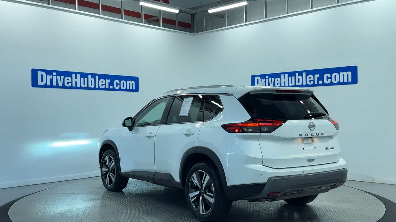 2024 Nissan Rogue SL