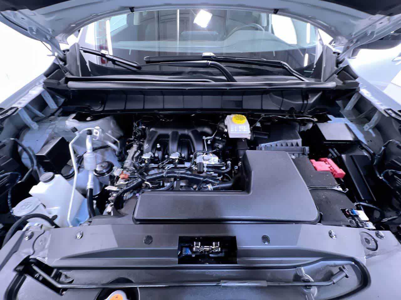 2025 Nissan Pathfinder S