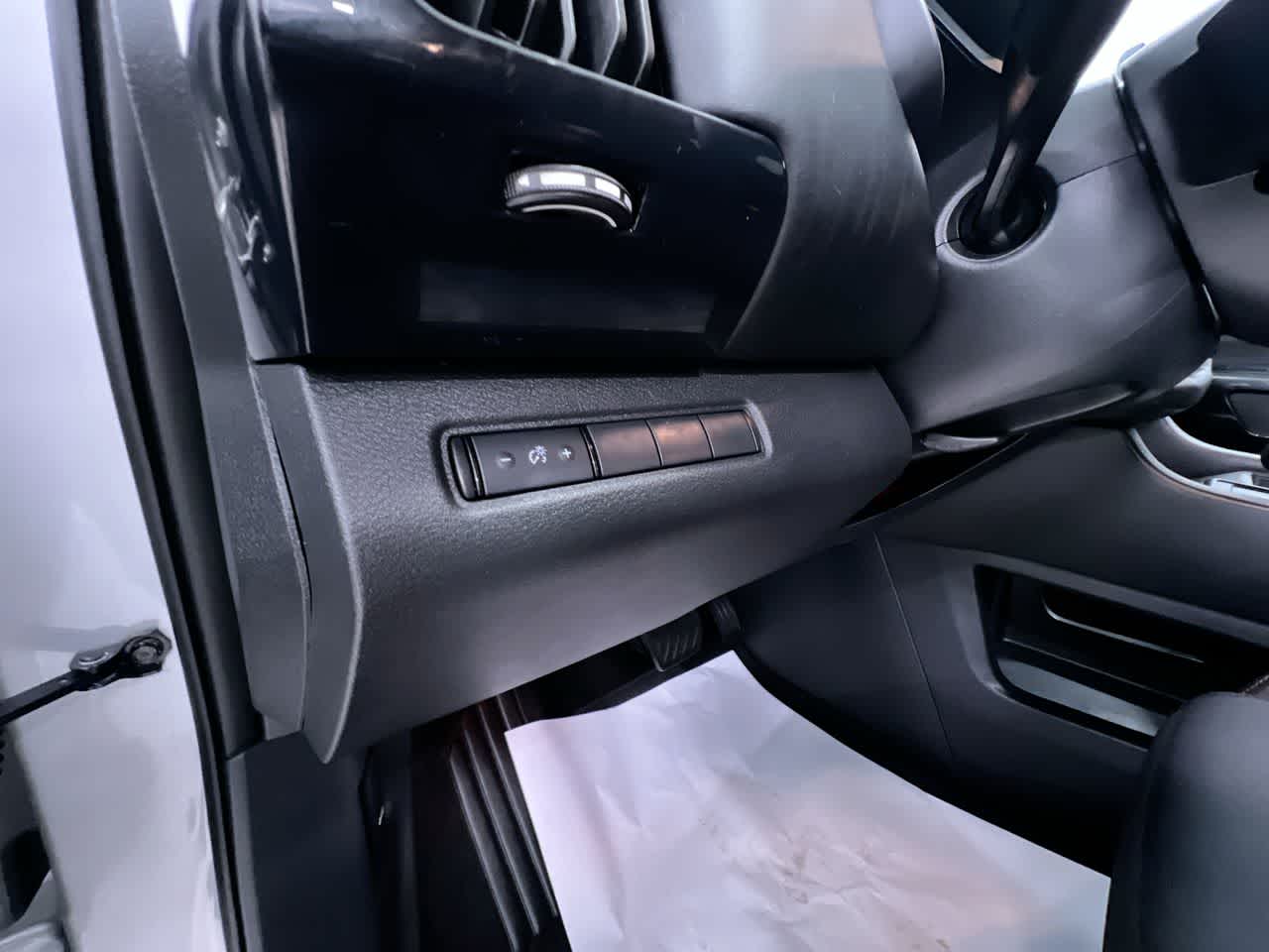 2025 Nissan Pathfinder S