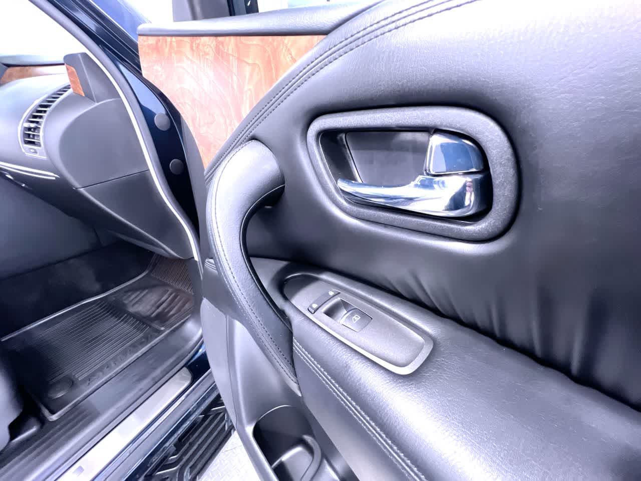 2022 Nissan Armada SL