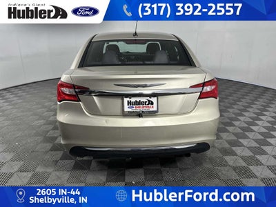 2013 Chrysler 200 Touring