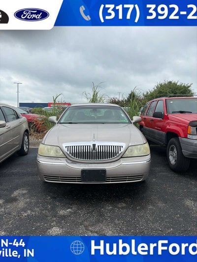 2003 Lincoln Town Car Signature
