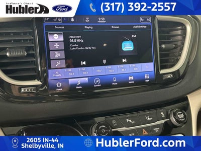 2021 Chrysler Pacifica Touring L